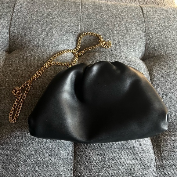 Understated Leather mini crossbody bag, black, chain strap, scrunch clutch - Picture 7 of 12